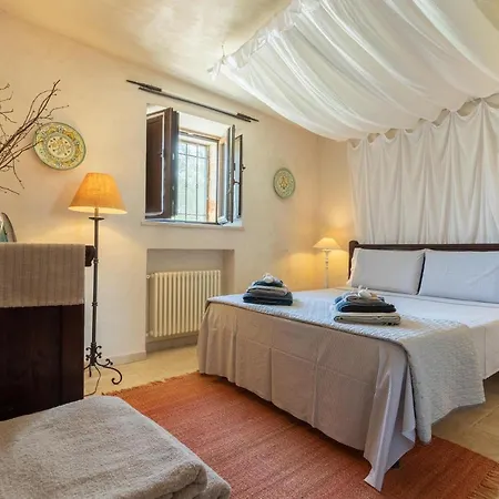 Trullo Nurillo Holiday home *