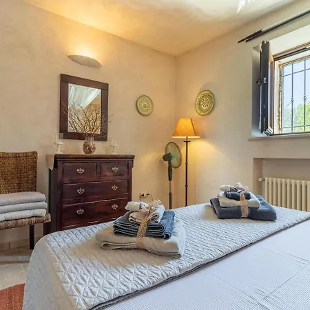 Vakantiehuis Trullo Nurillo *